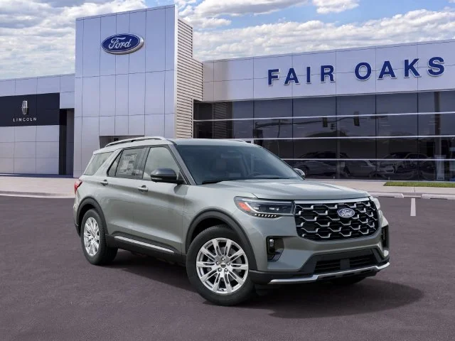 New 2027 Avalanche Gray Ford Platinum image 4