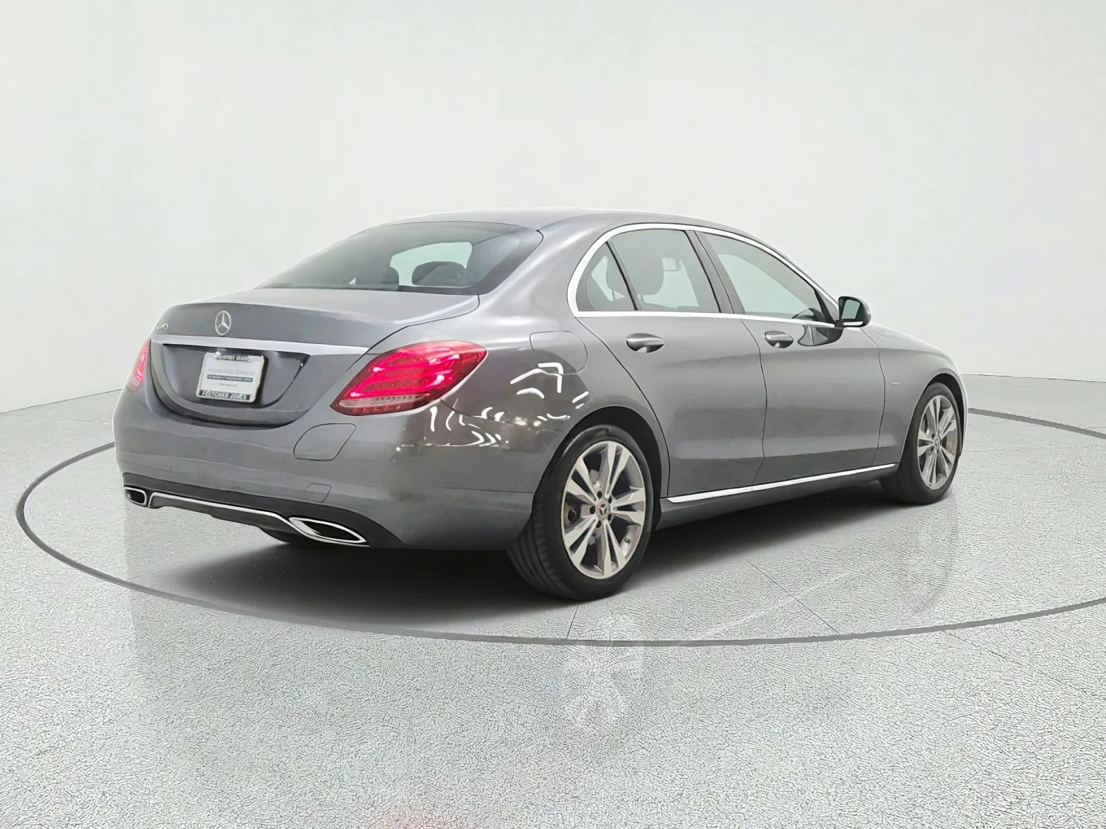 Used 2018 Selenite Grey Metallic Mercedes-Benz C 350e Sedan image 5