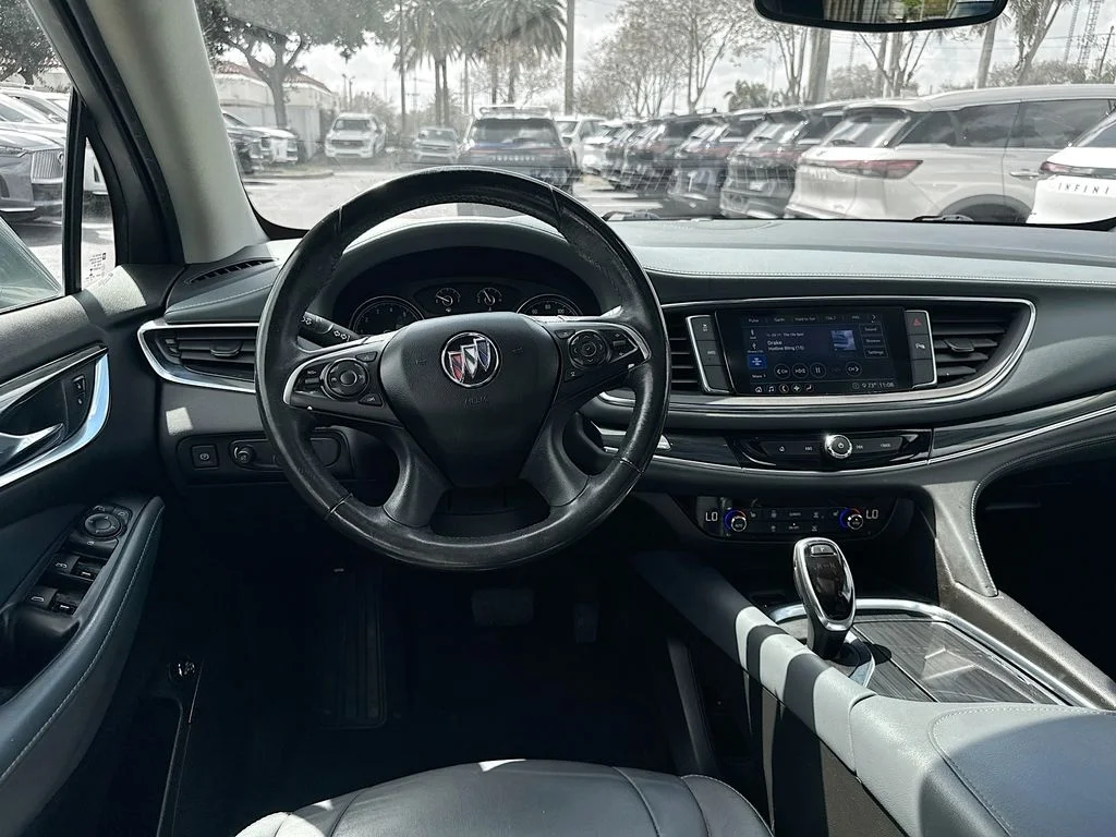 Used 2020  Buick Essence image 22