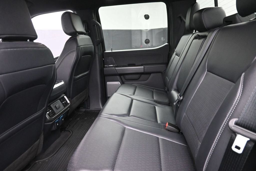 Used 2025 Black Ford Lariat image 12