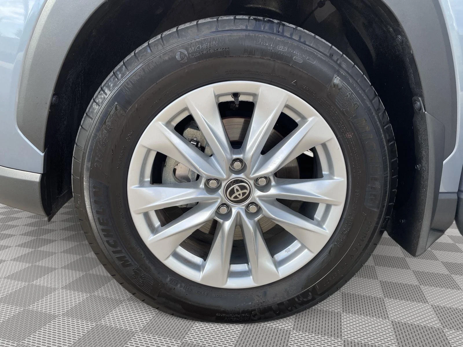 Used 2022 Celestite Toyota LE image 14