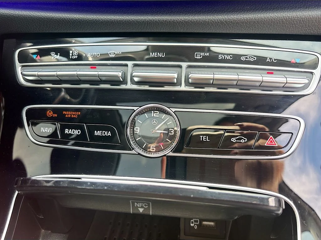 Used 2018 Polar White Mercedes-Benz E 300 image 28