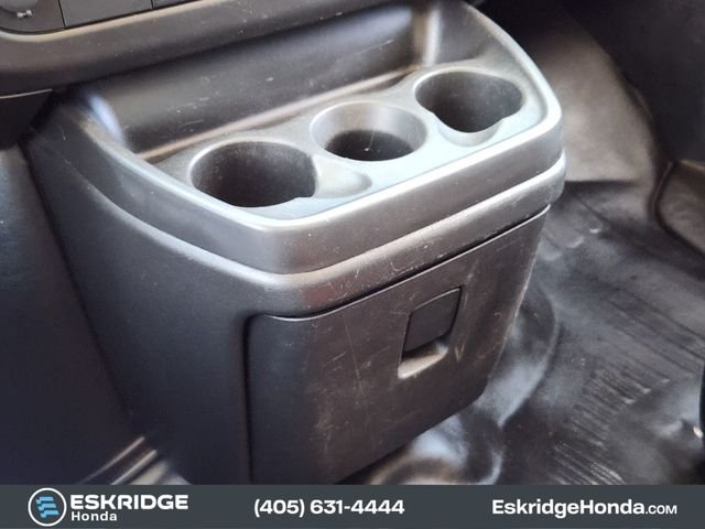 Used 2022 White GMC Work Van image 20