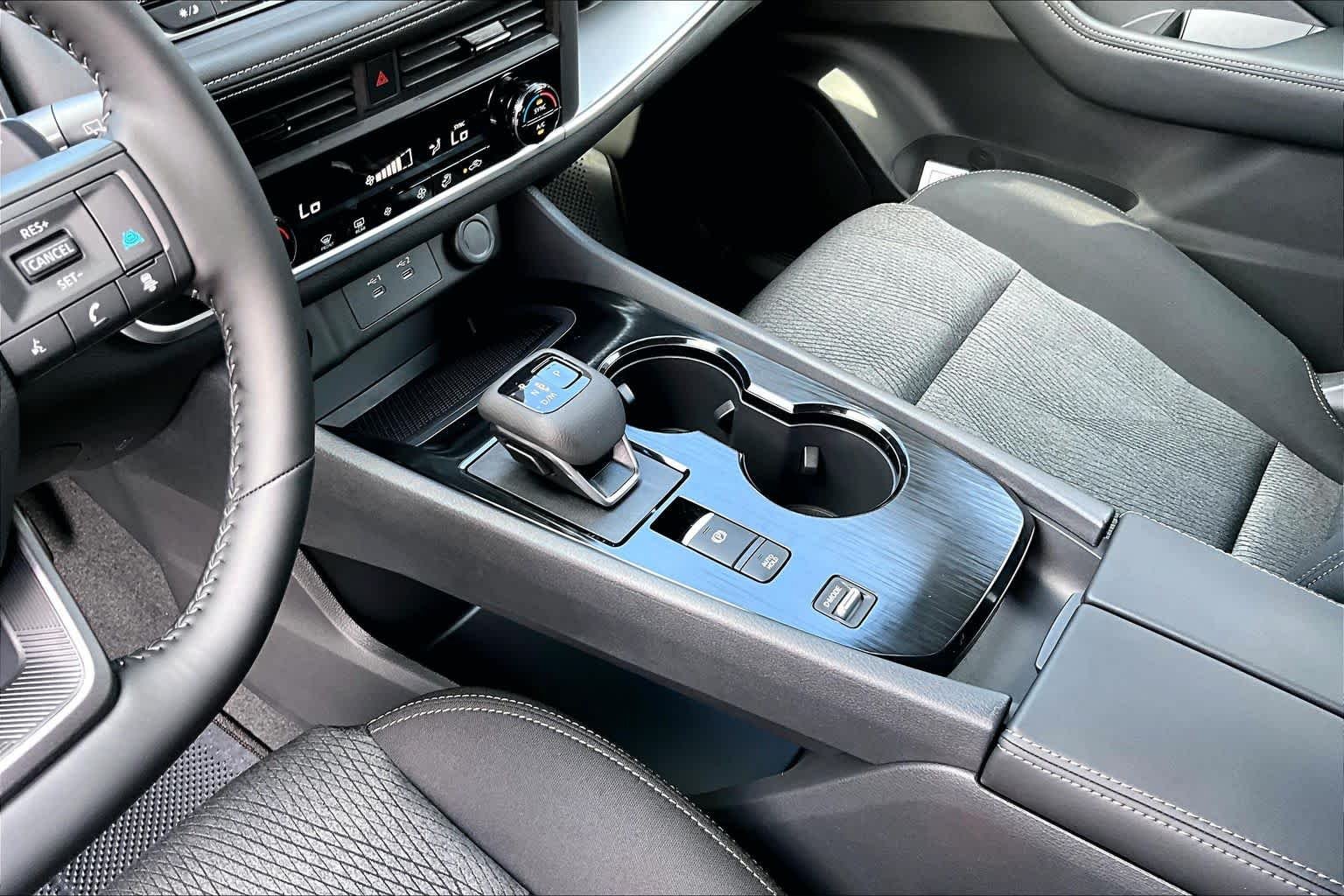 New 2026 Boulder Gray Pearl Nissan SV image 7