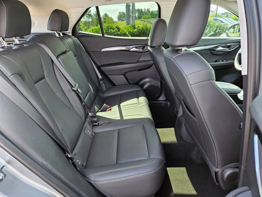 2025 Buick Envision Preferred - Photo 14
