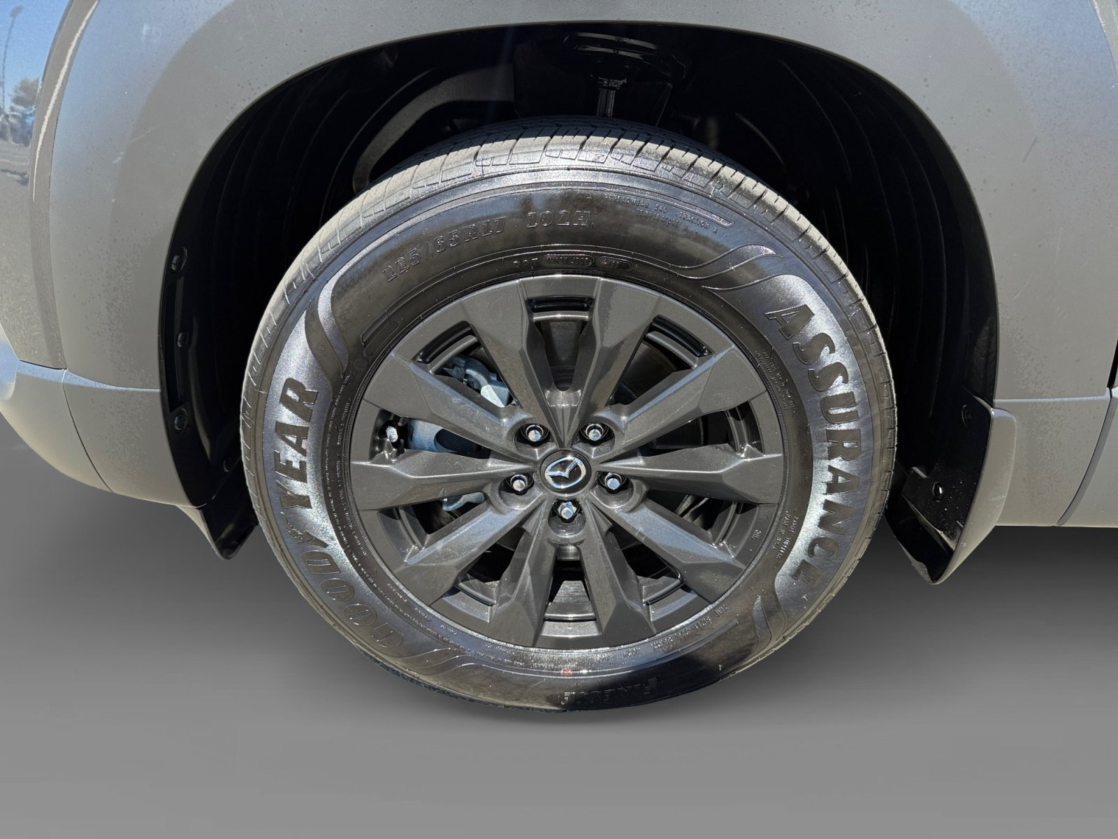 Used 2025 Machine Gray Mazda Premium image 9
