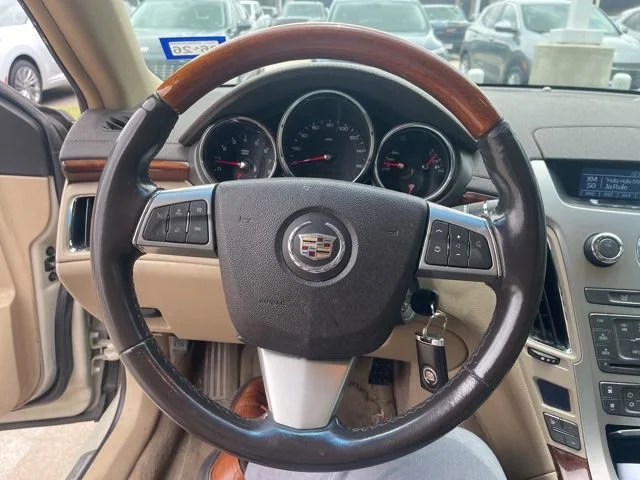 Used 2011 VANILLA LATTE METALLIC Cadillac Luxury image 5