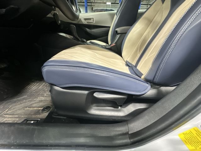 Used 2023 White Toyota LE image 18
