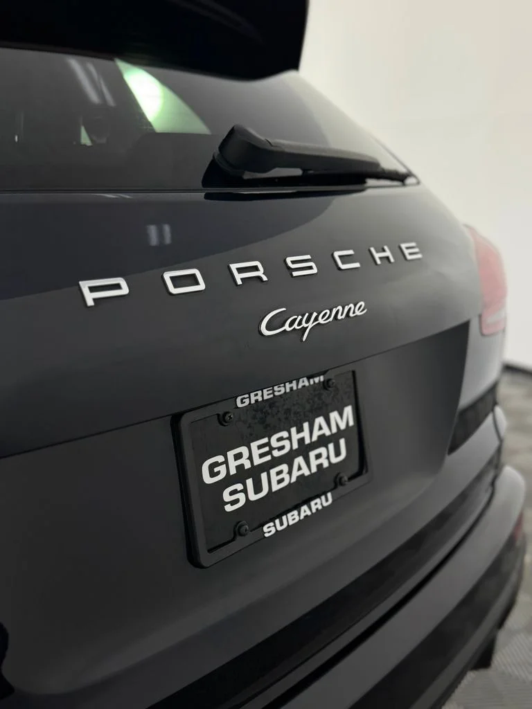 Used 2018 Moonlight Blue Metallic Porsche Base image 36
