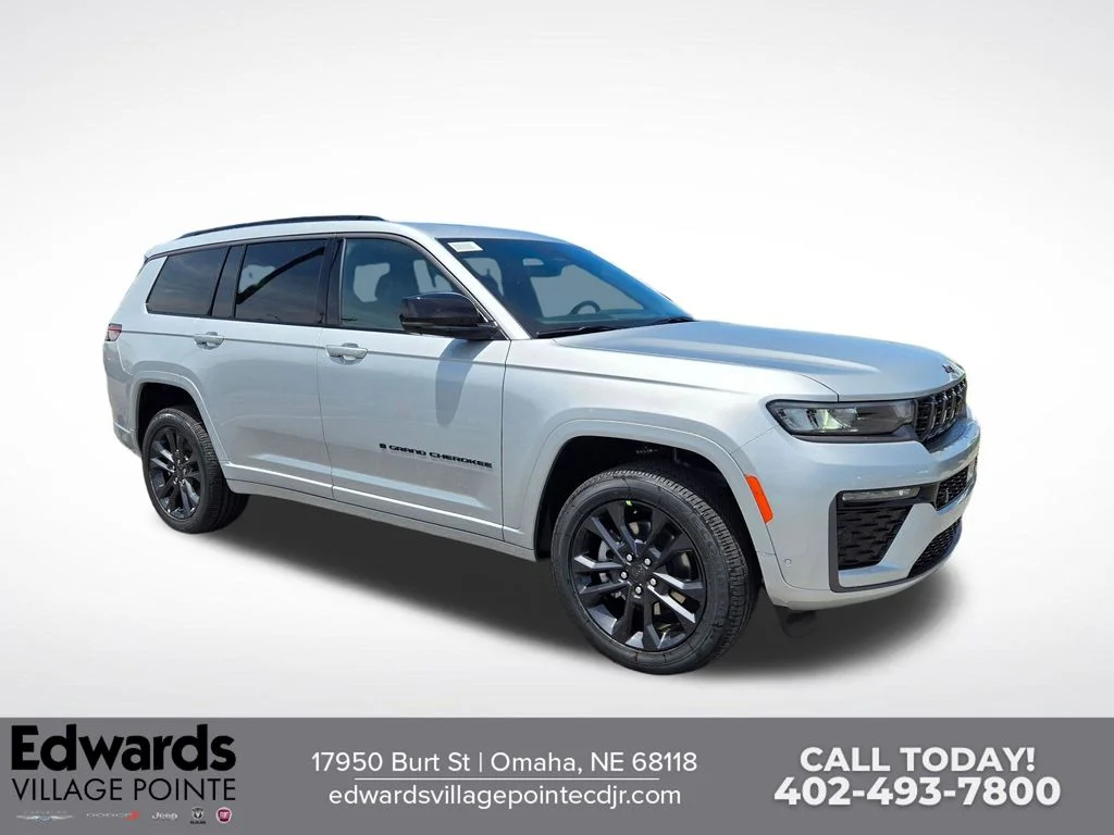 2026 Jeep Grand Cherokee L Limited Reserve 4x4's photo