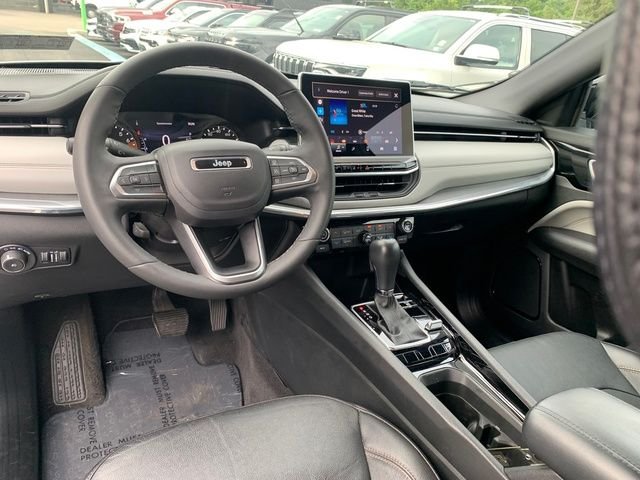 Certified Used 2023 White Jeep Limited image 17