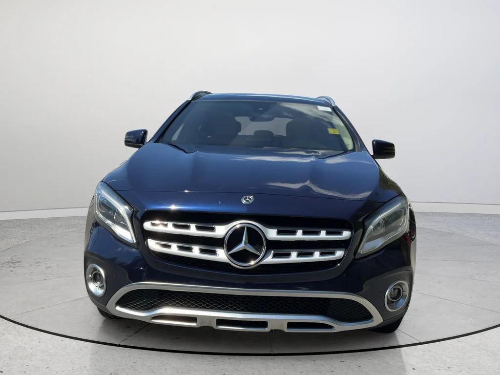 Used 2019 Blue Mercedes-Benz GLA 250 image 3