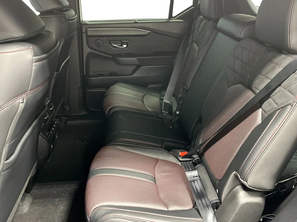 New 2026 Sonic Gray Pearl Honda Black Edition image 28