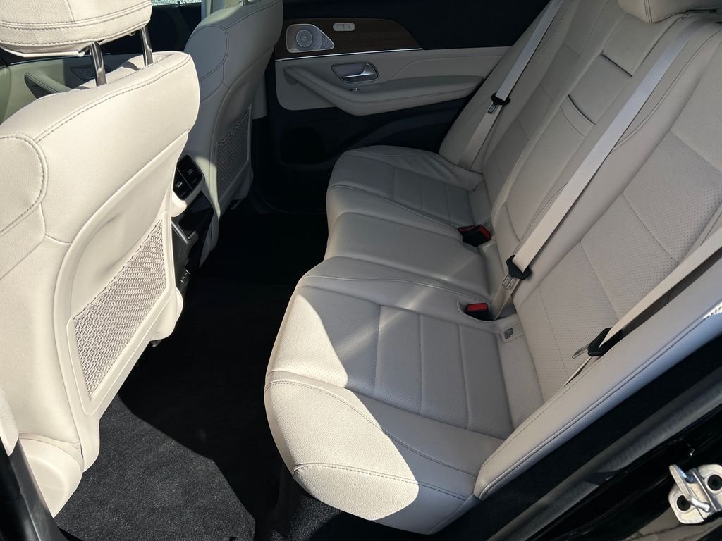 New 2026 Black Mercedes-Benz GLE 450 image 25