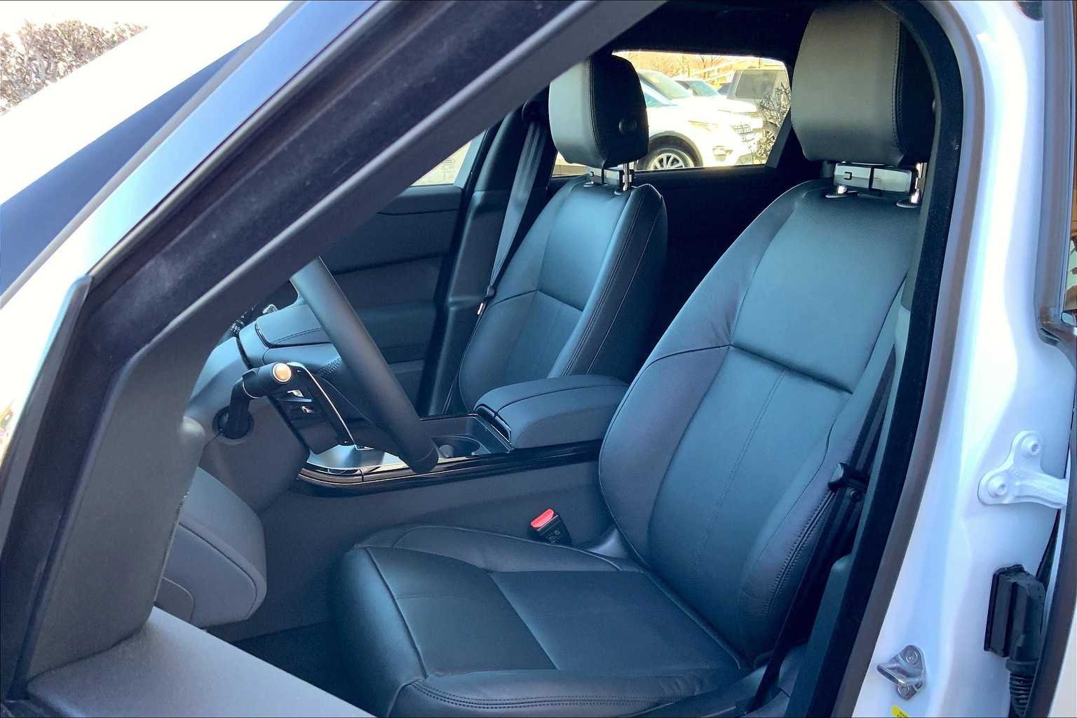 2025 Land Rover Range Rover Velar Dynamic SE - Photo 9