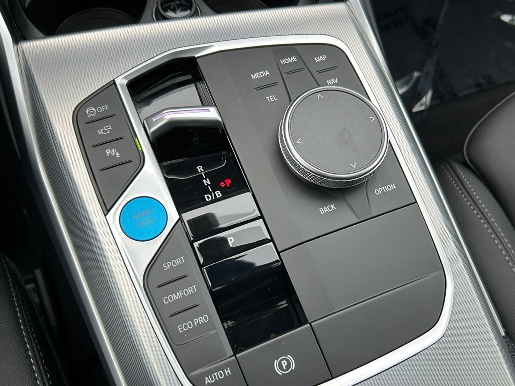 Certified Used 2023 Alpine White BMW eDrive35 image 28
