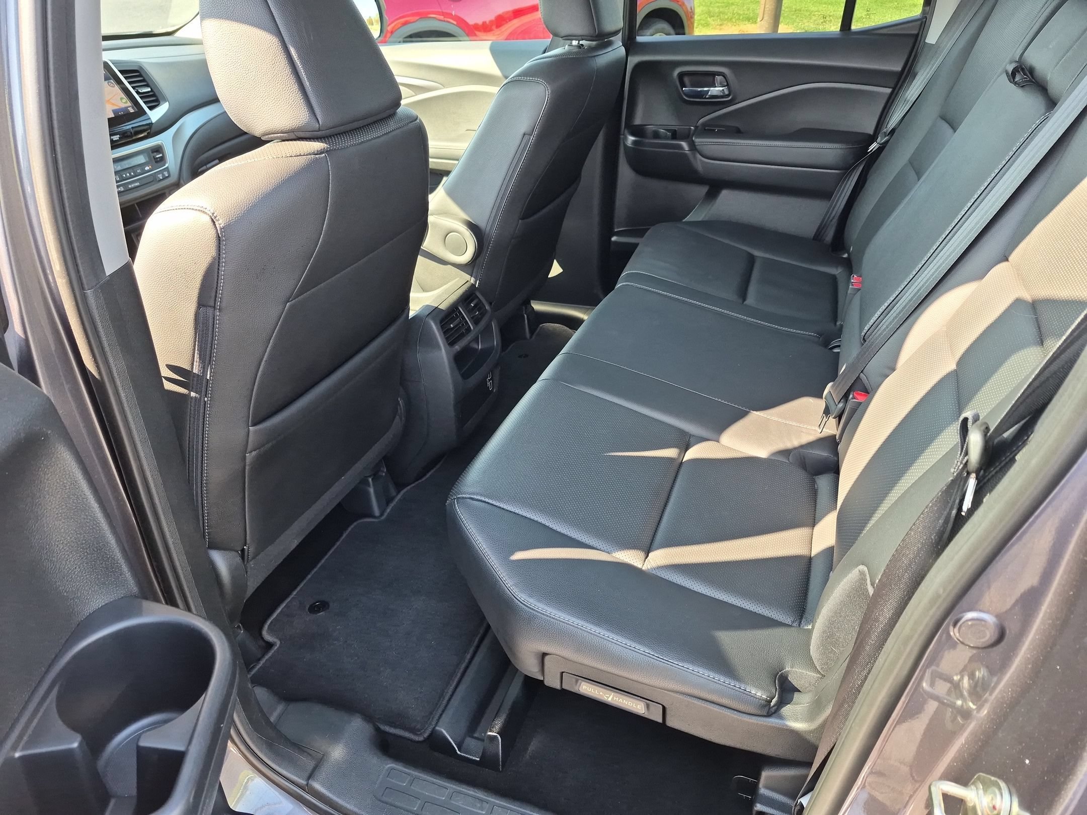 Used 2019 Modern Steel Metallic Honda RTL-T image 31