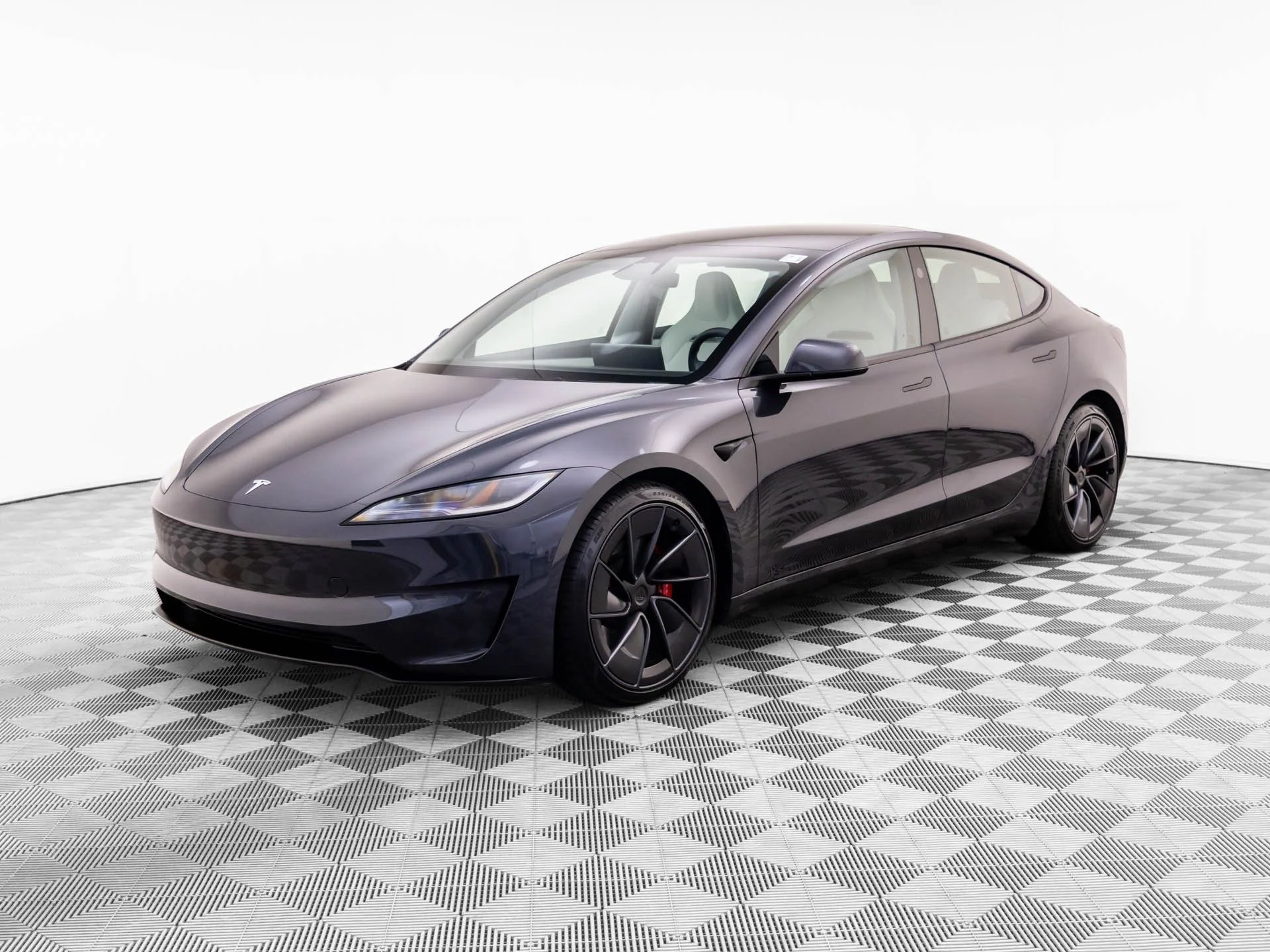 2025 Tesla Model 3 Performance's photo