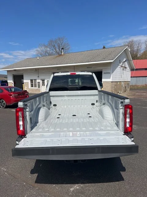 New 2026 Avalanche Ford F-350® XL image 23