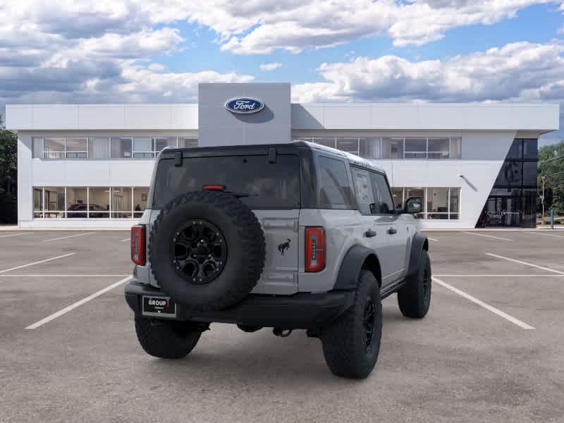 New 2026 Avalanche Gray Ford Badlands image 8