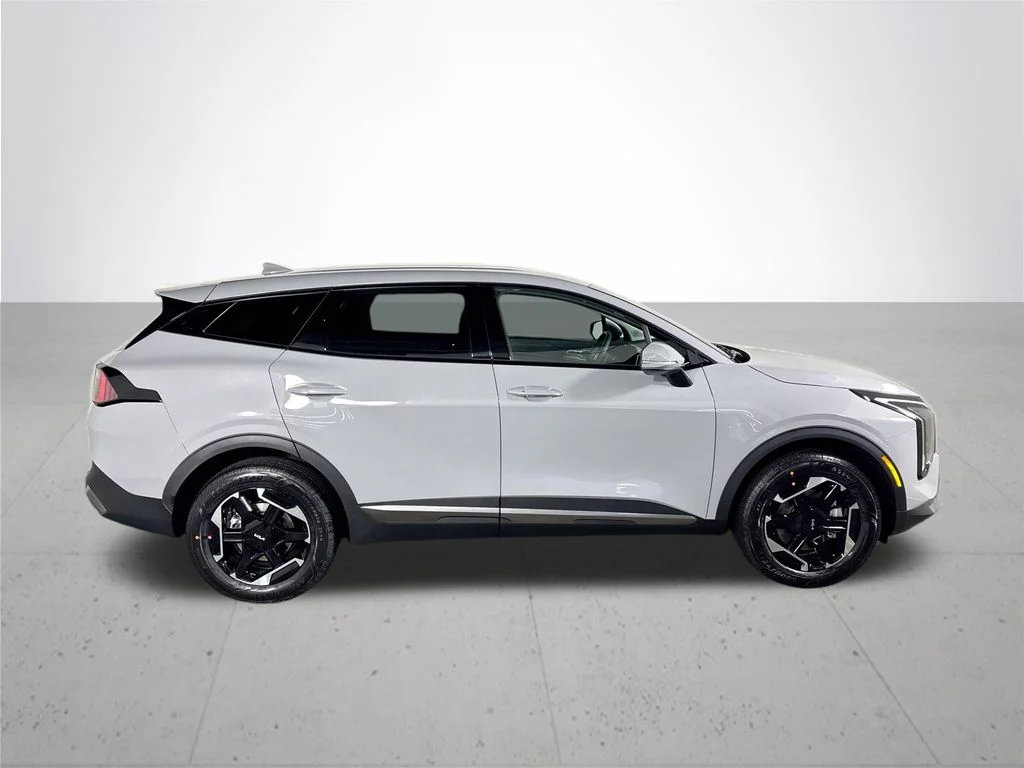 New 2026 Wolf Gray Kia S image 5