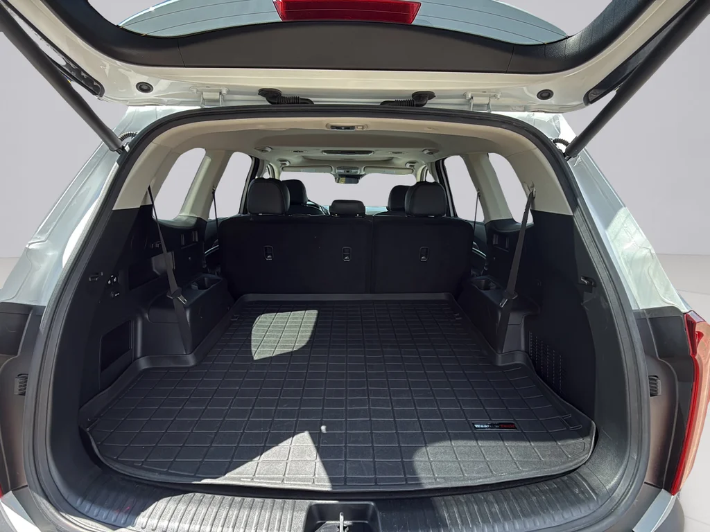 Used 2020 Snow White Pearl Kia EX image 30