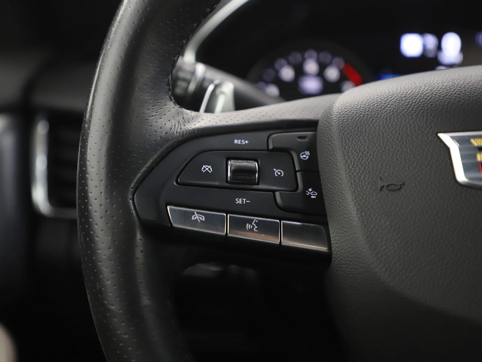 Used 2020 Black Raven Cadillac 4dr Sdn V-Series image 27