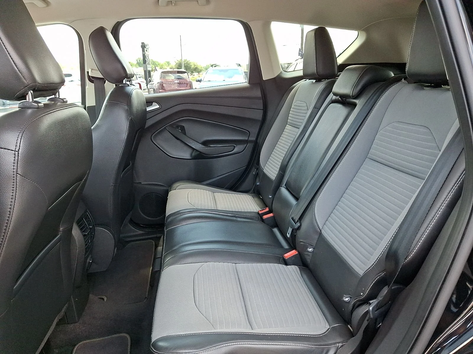 Used 2018 Black Ford SE image 11