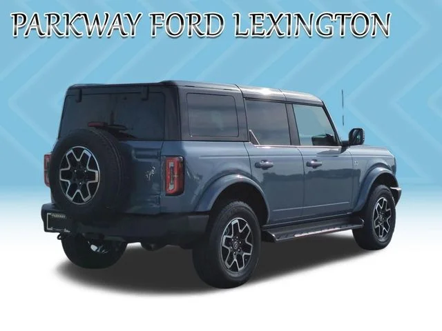 Used 2025 Gray Ford Outer Banks image 5
