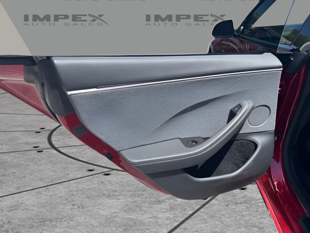 Used 2025 Red Tesla Long Range image 31
