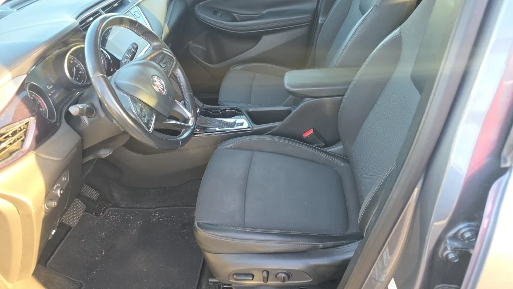 Used 2022 Gray Buick Select image 14