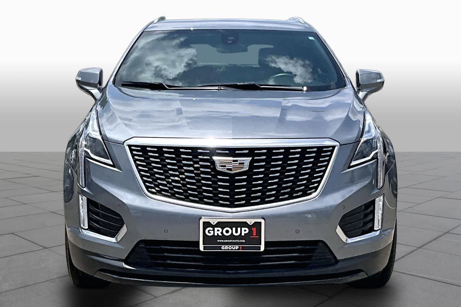 Used 2021 Satin Steel Metallic Cadillac FWD Luxury image 4