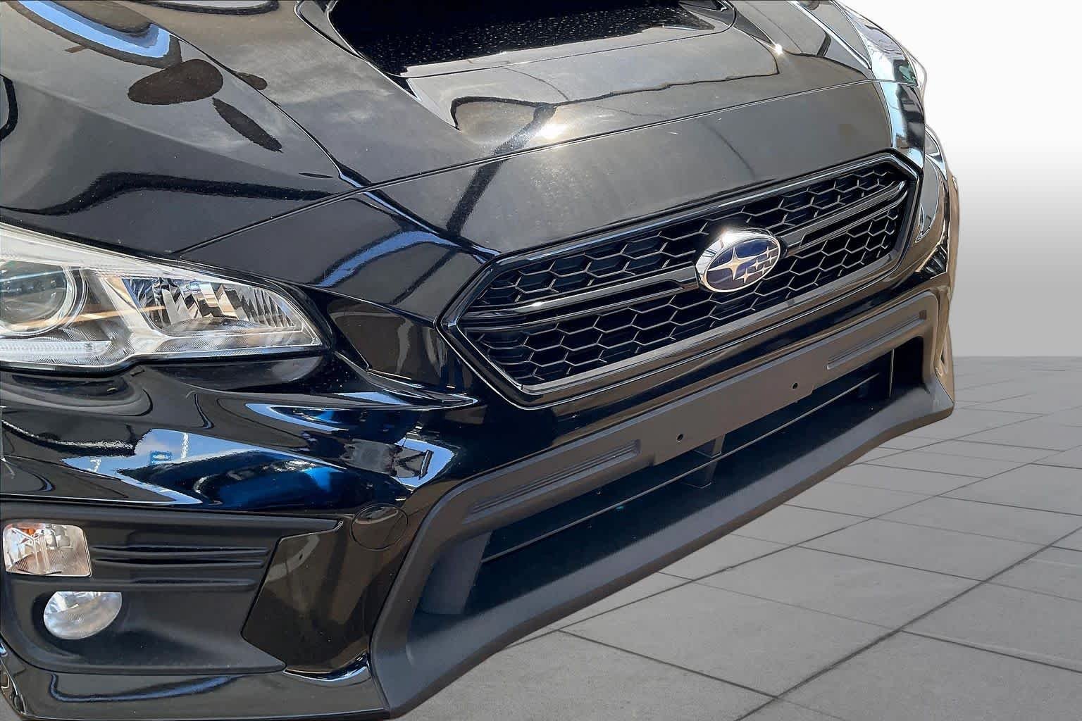 Used 2020 Crystal Black Silica Subaru Premium image 28