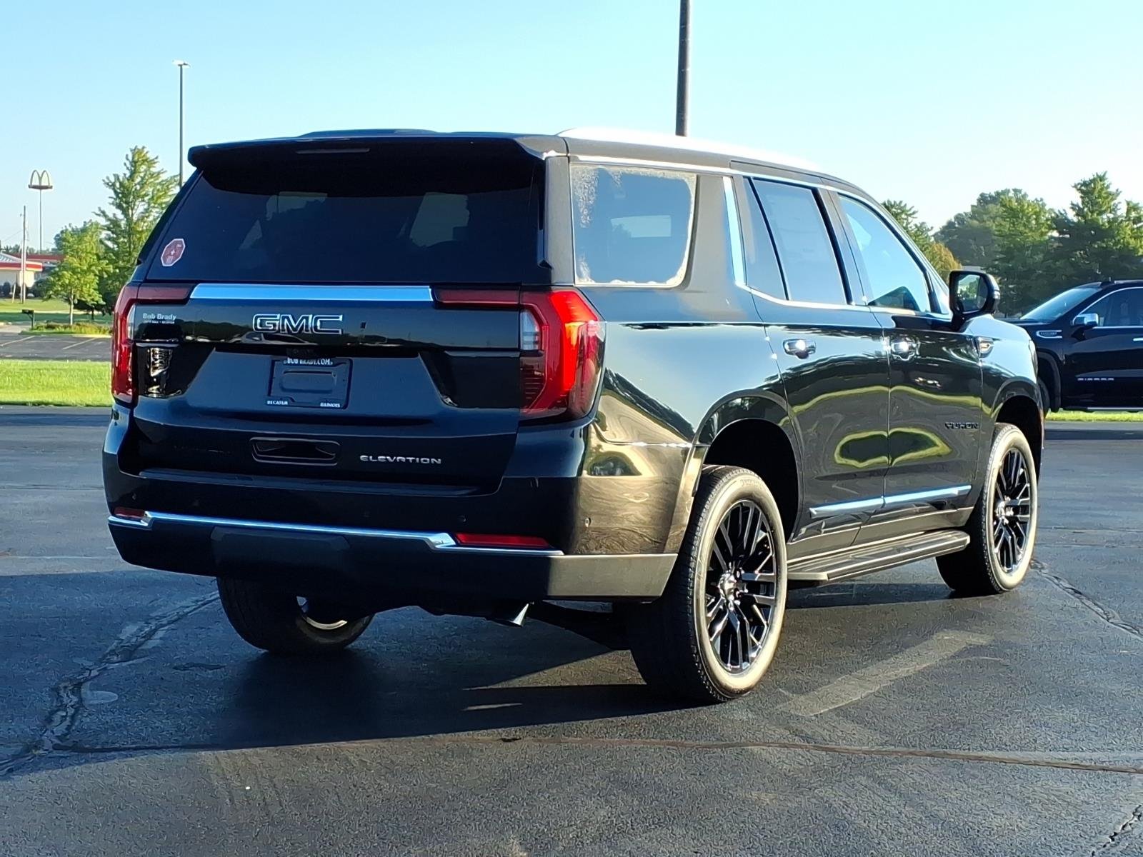 New 2026 Onyx Black GMC Elevation image 15