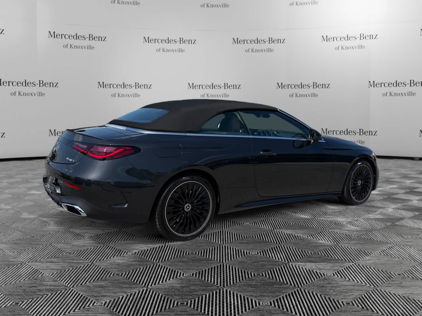 New 2027 Graphite Grey Metallic Mercedes-Benz CLE 450 image 5