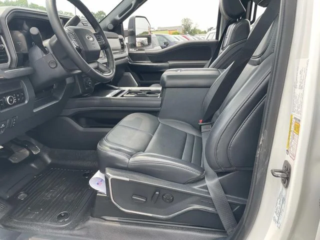 Used 2025 White Ford Platinum image 18