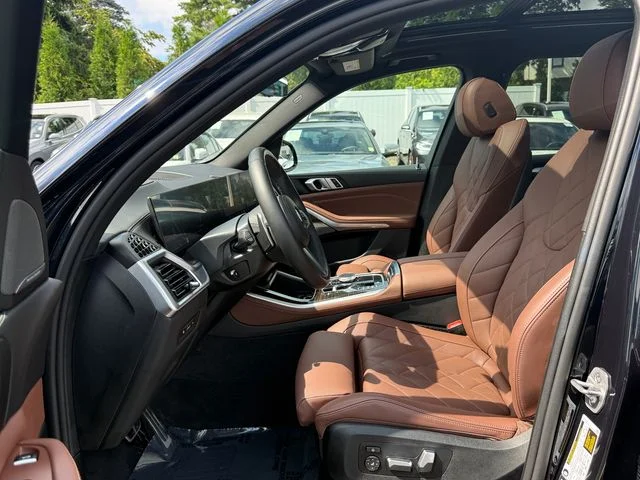 Certified Used 2024 Carbon Black Metallic BMW xDrive40i image 20