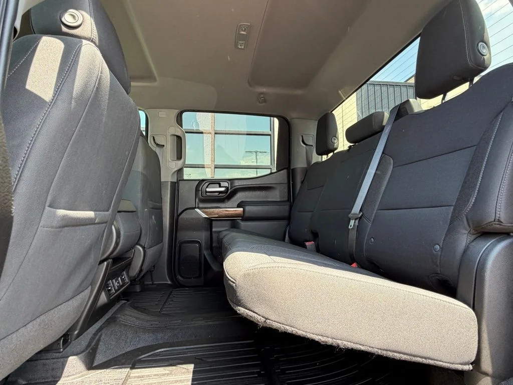 Used 2021 Blue GMC SLE image 16