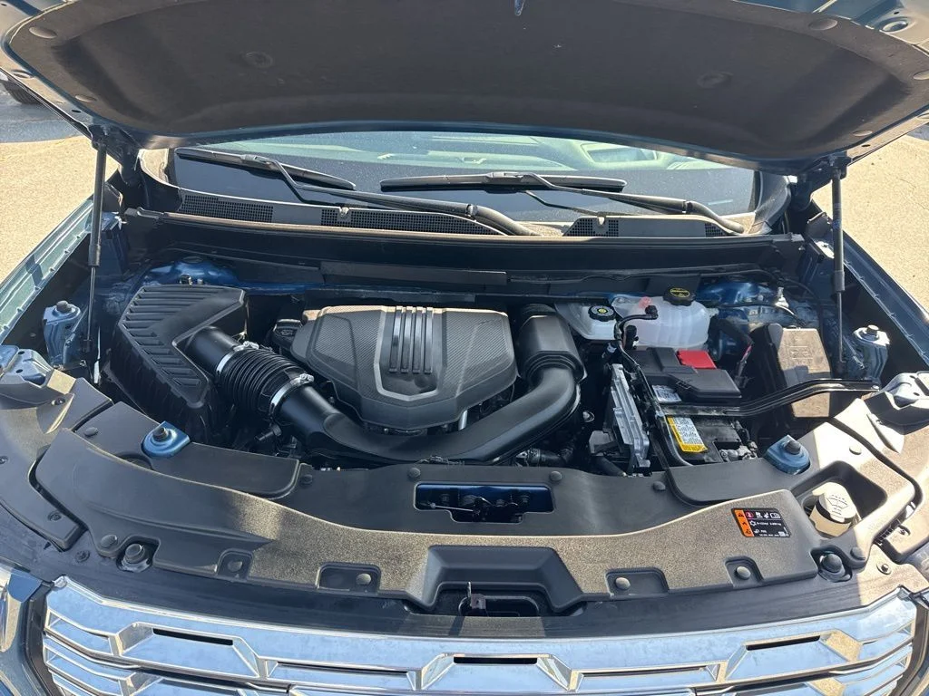 Used 2024 Blue GMC Denali image 33