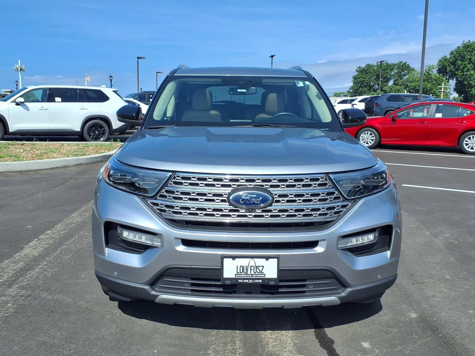 Used 2020 Silver Metallic Ford Limited image 35