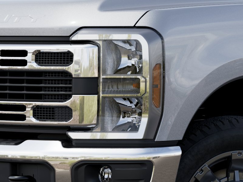 New 2027 Iconic Silver Metallic Ford F-250® XLT image 19