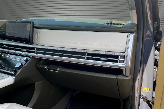 Used 2025 Gray Hyundai Calligraphy image 29