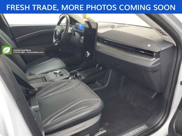 Used 2023 White Ford Premium image 9