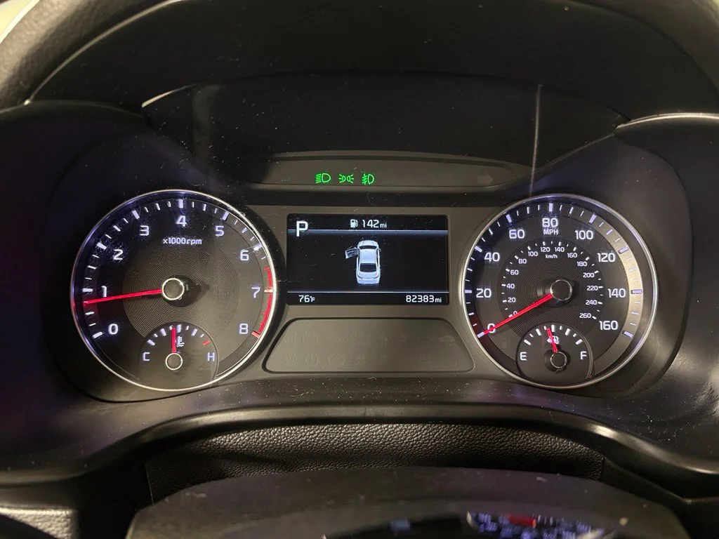 Used 2023 Red Kia GT image 21