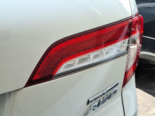Used 2022 White Honda Special Edition image 15