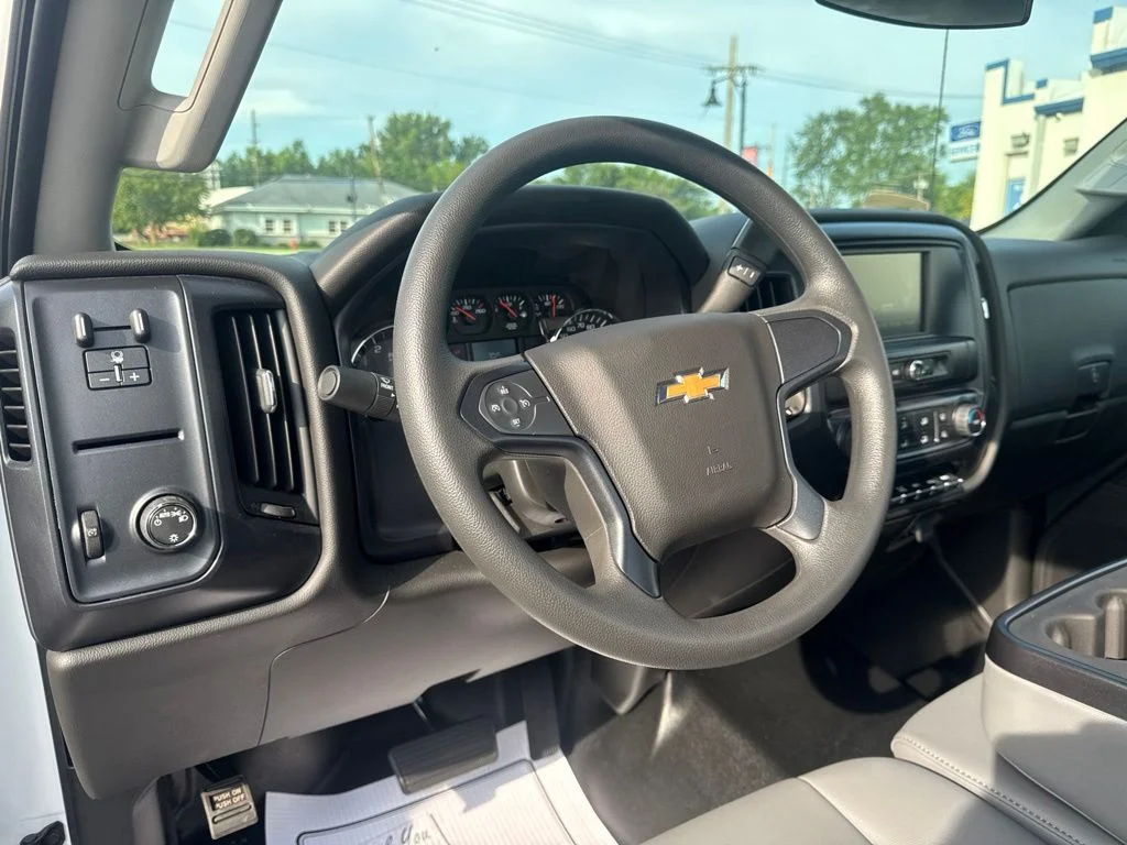 Used 2023 Summit White Chevrolet Work Truck image 13