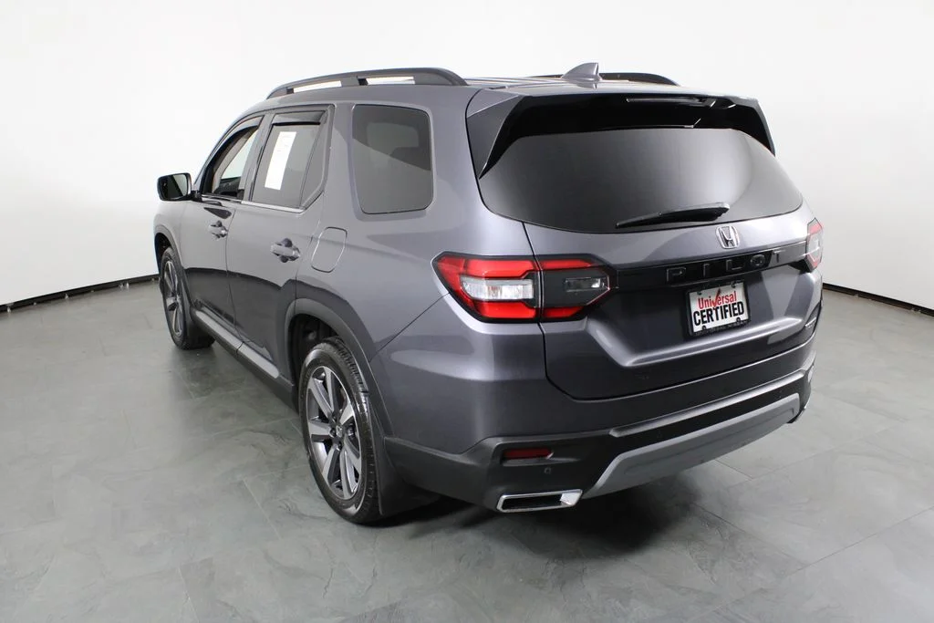 2025 Honda Pilot Touring - Photo 15