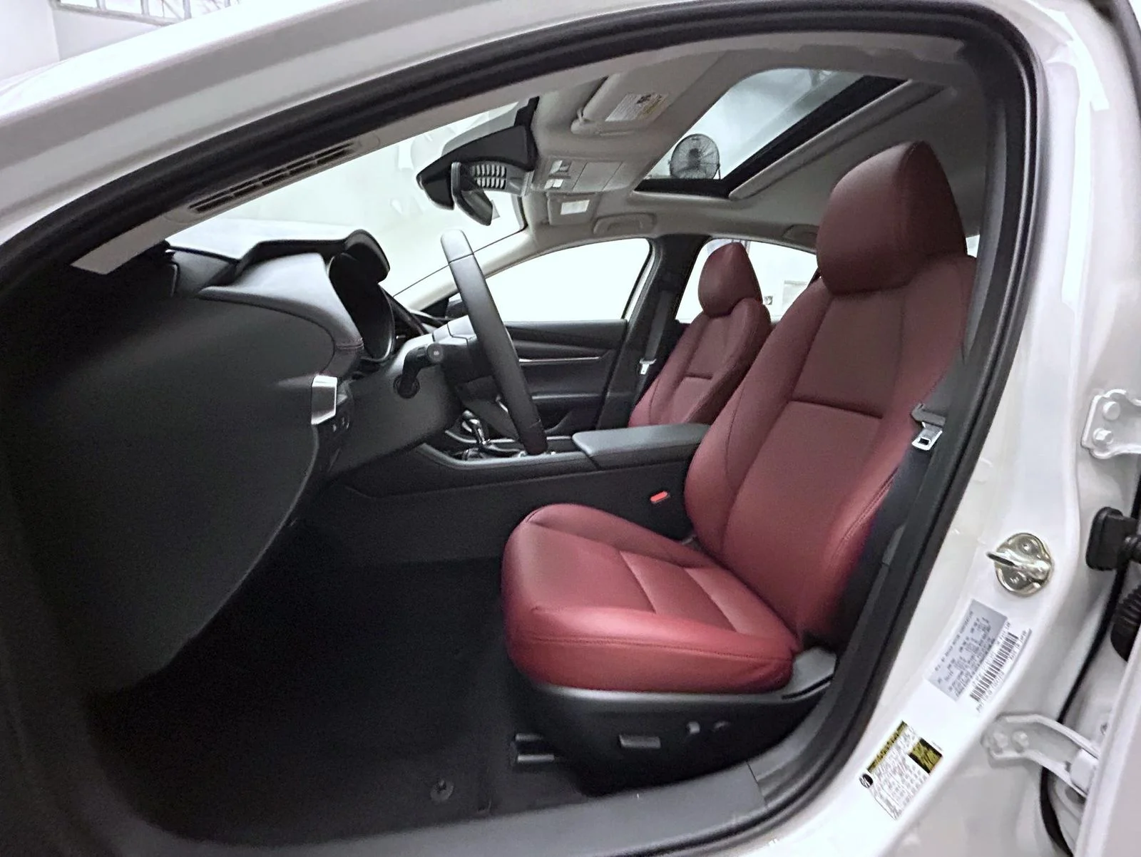 New 2026 Snowflake White Pearl Mazda 2.5 S Carbon Edition AWD image 11