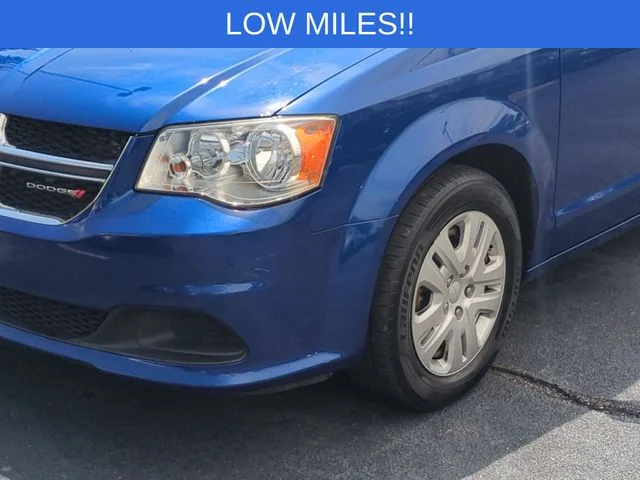 Used 2020 Blue Dodge SE image 9
