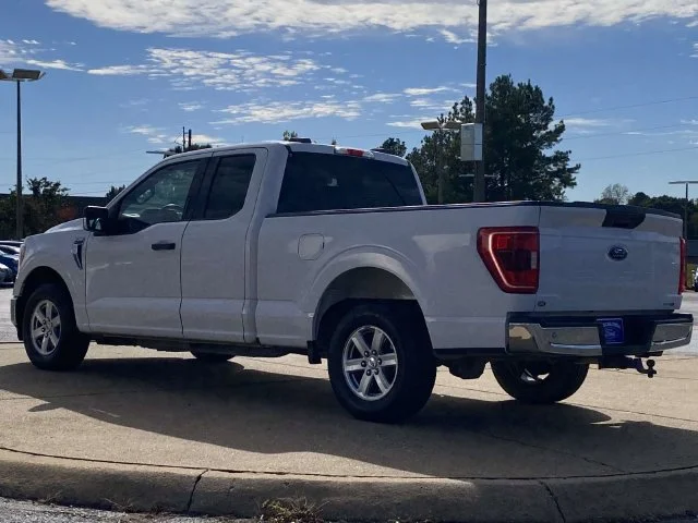 Used 2021 White Ford XLT image 5